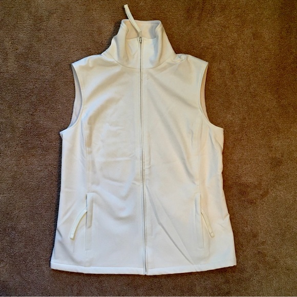 The Limited Women’s Stretch Vest - Picture 2 of 8